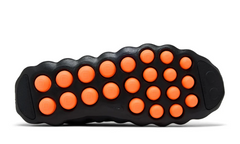 Nike Mind 002 "أسود قرمزي فاقع"