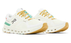 On Cloudrunner 2 "أخضر غير مصبوغ"