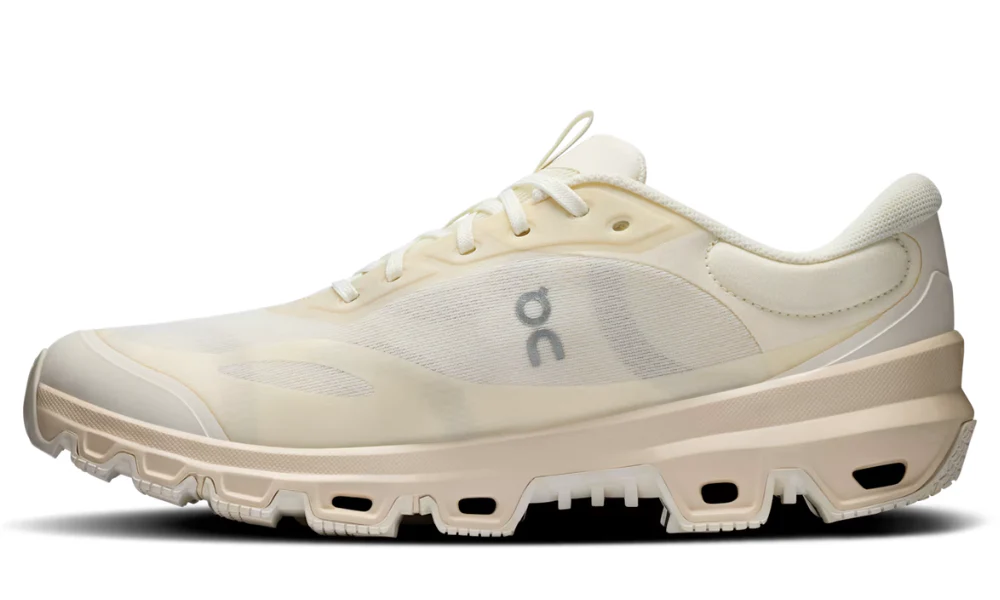 On Cloudventure Loewe 2 "Eggshell"