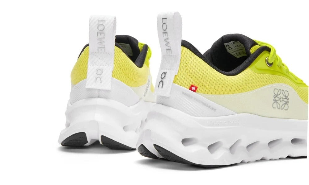Loewe x Cloudtilt 2 "أصفر نيون/أبيض"