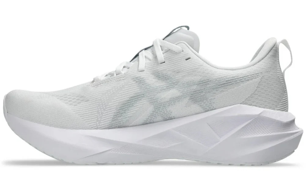Asics Novablast 5 'White / Piedmont Grey'