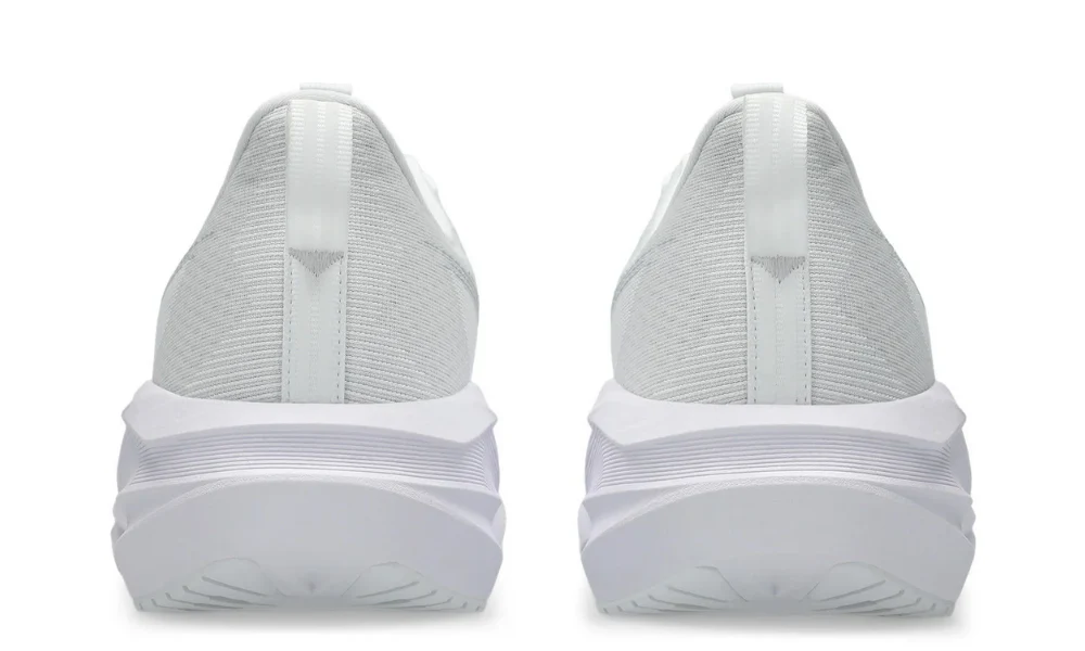 Asics Novablast 5 'White / Piedmont Grey'