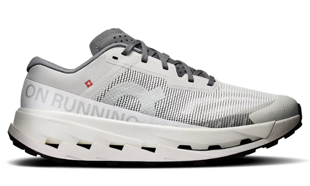 On Running Cloudultra 3 "روك | أبيض"