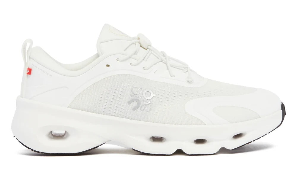 Loewe x On Running Cloudsolo "أبيض"