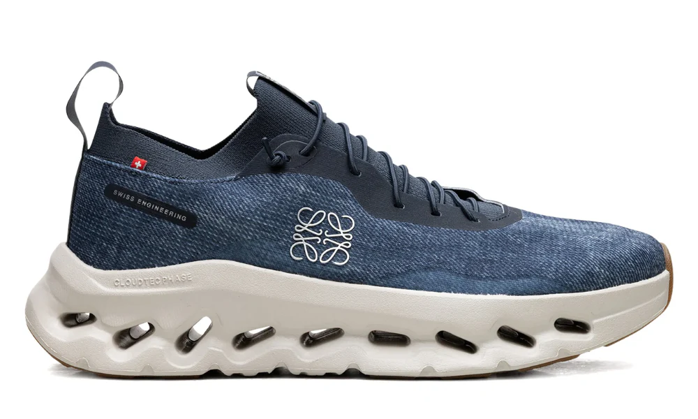 Loewe x On Running Cloudtilt "أزرق الدنيم"