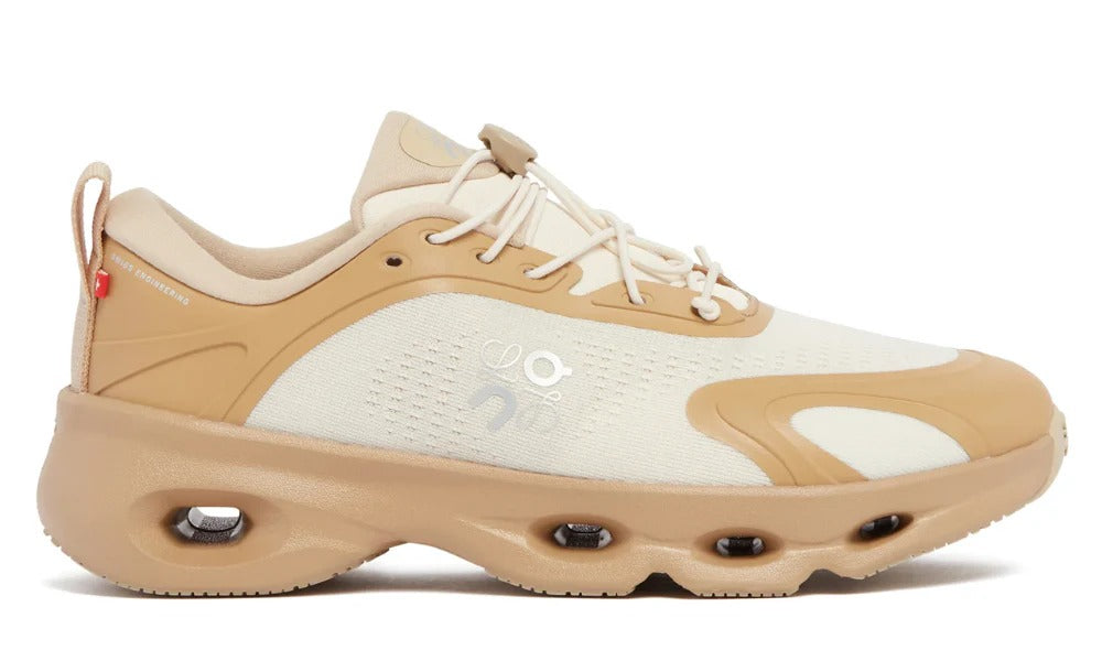 Loewe x On Running Cloudsolo "رمال داكنة | كريمي"
